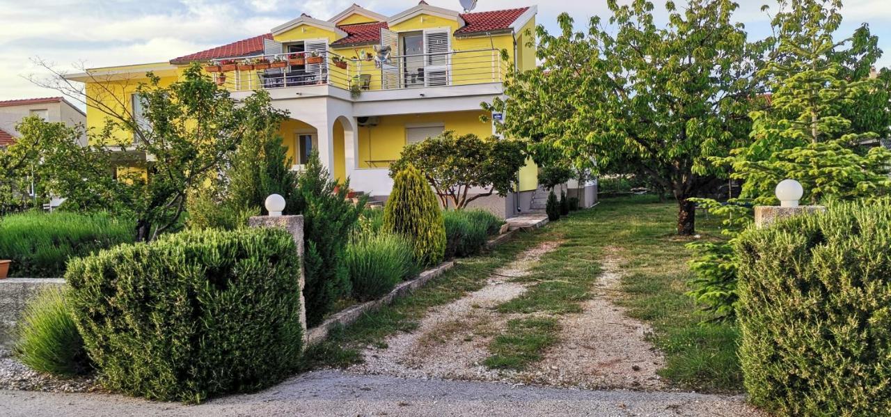 Andela Home - Krka Waterfalls Lozovac Exterior foto
